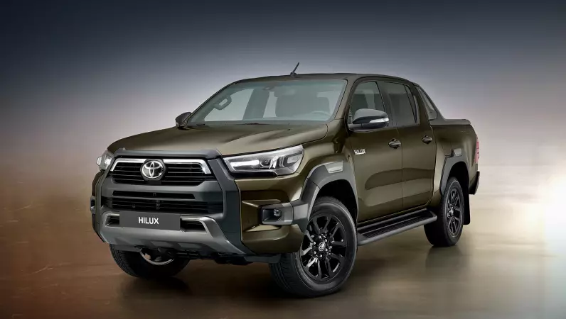 Обновленный Hilux от Тойоты