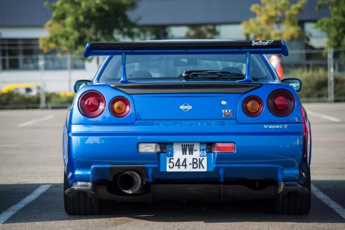 GT-R R34