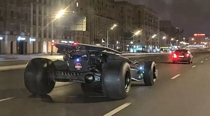 Бэтмобиль