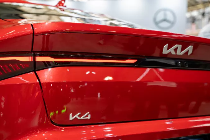 Kia K4