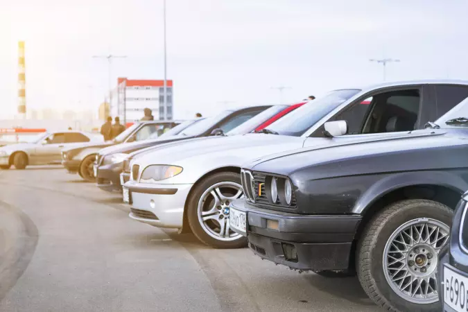 Автомобили