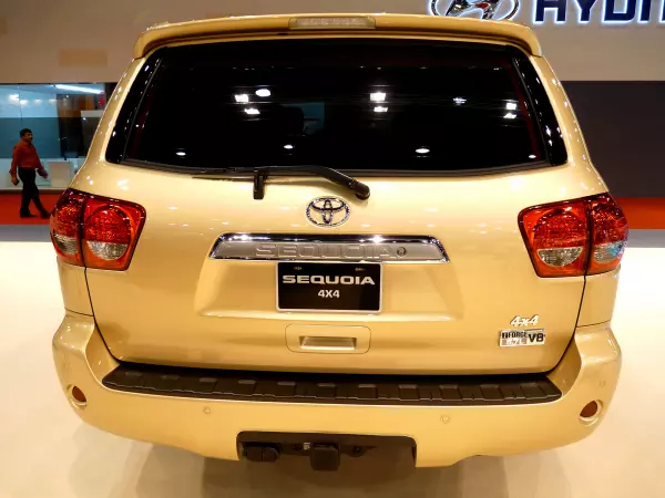 Toyota Sequoia
