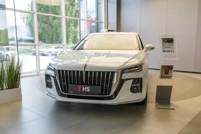 Hongqi H5