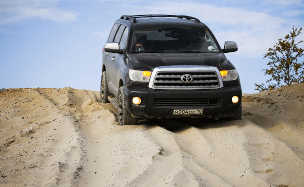 Toyota Sequoia