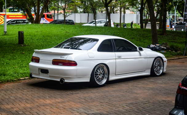 Lexus SC 400
