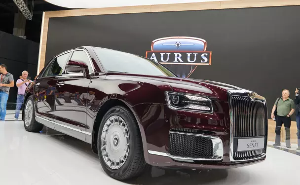 Aurus Senat