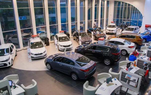 Автосалон