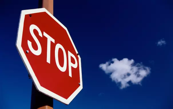 Знак Stop