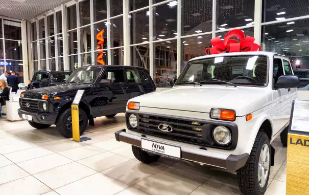 Автосалон в России