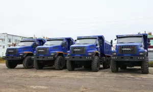 Грузовики Урал