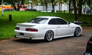 Lexus SC 400